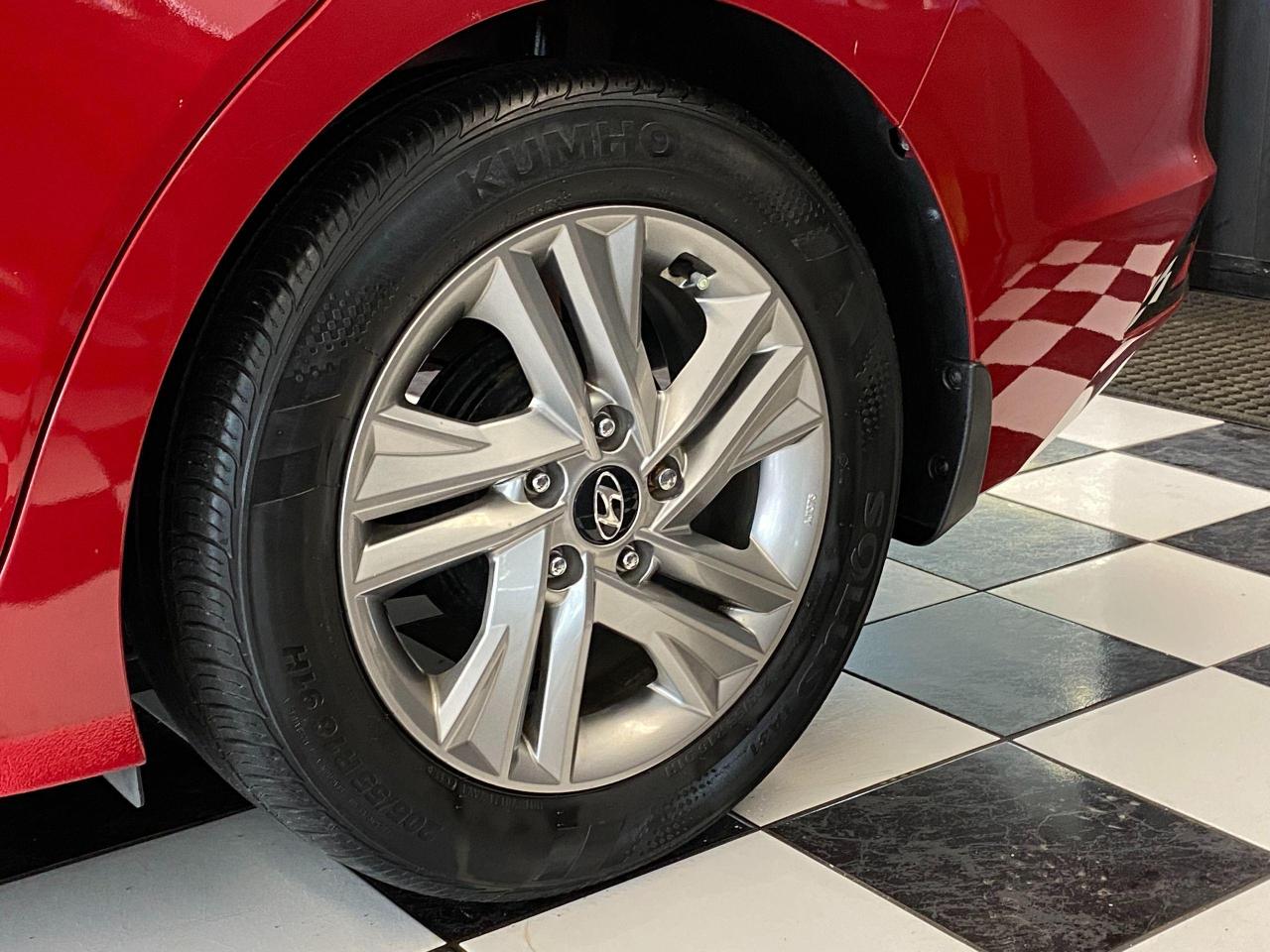 2019 Hyundai Elantra Preferred+Camera+ApplePlay+Blind Spot+CLEAN CARFAX Photo132