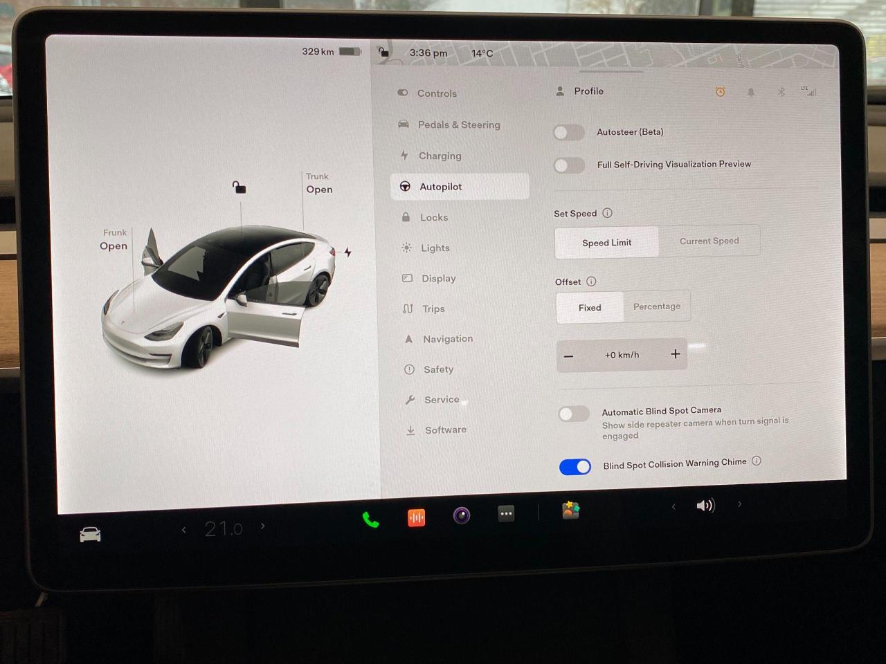 2022 Tesla Model 3 Standard Range Plus *Brand New* 3.49% For 96 Month Photo100
