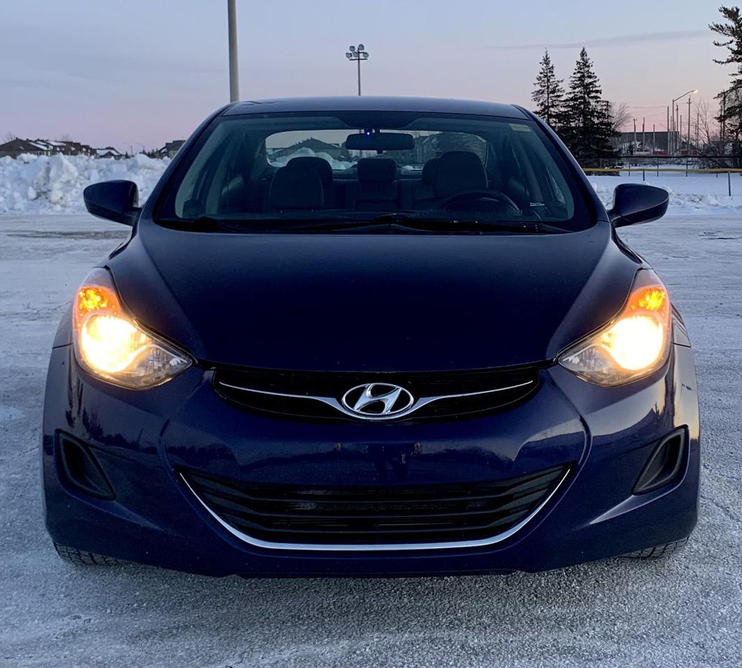 2013 Hyundai Elantra GL - Photo #1