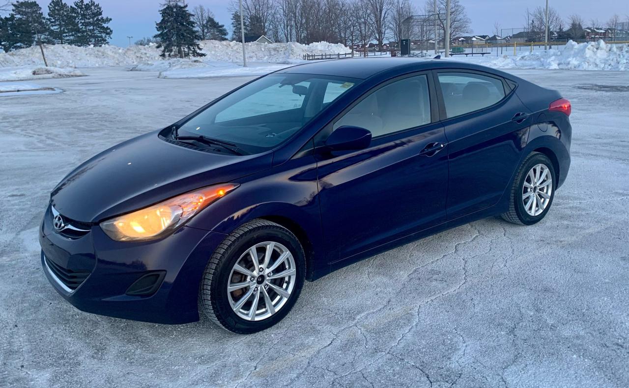 2013 Hyundai Elantra GL - Photo #2
