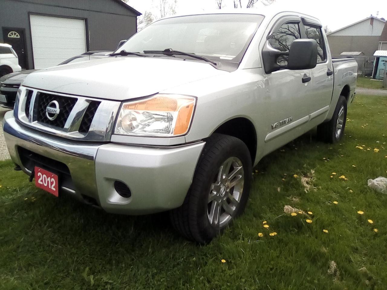 2012 Nissan Titan PRO-4X Crew Cab 4WD SWB
