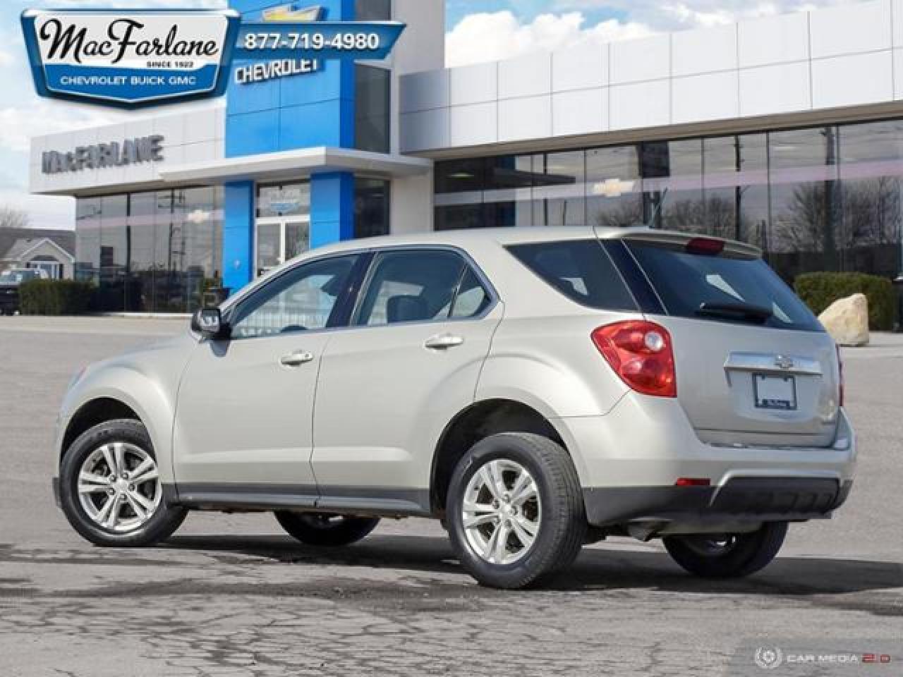 2015 Chevrolet Equinox LS Photo3