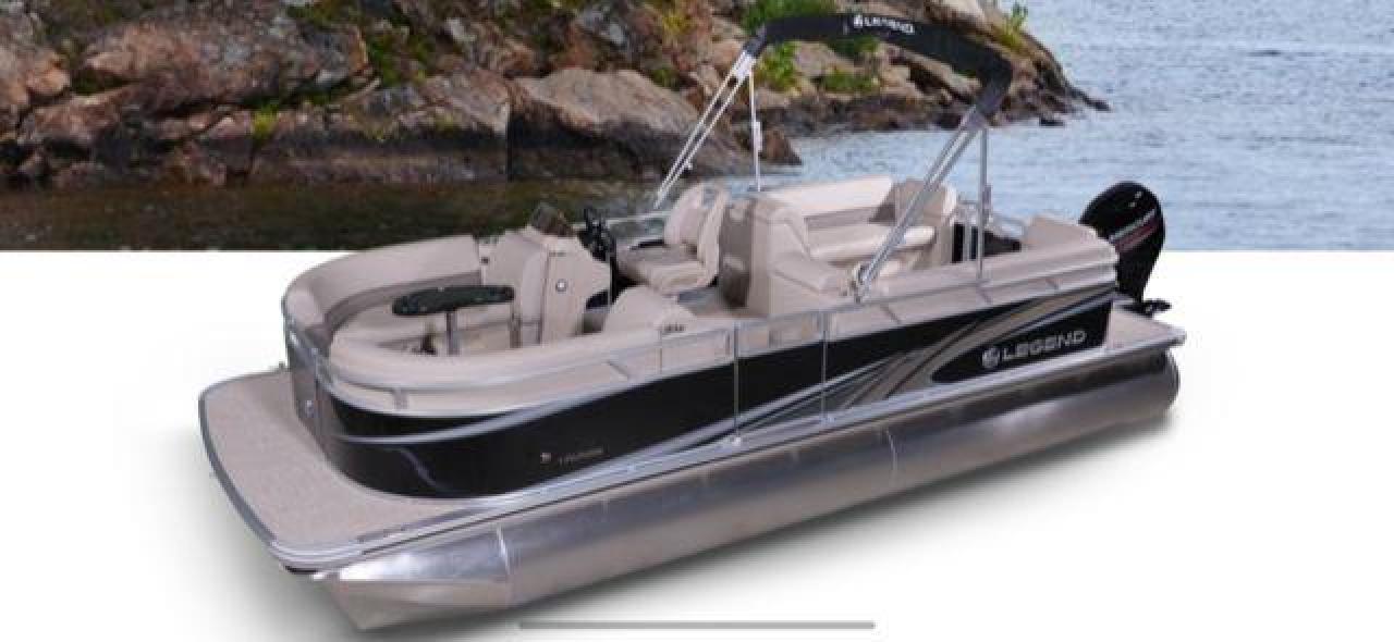 2022 Legend Q-Series LE 21 Lounge Q-Series LE 21 Lounge