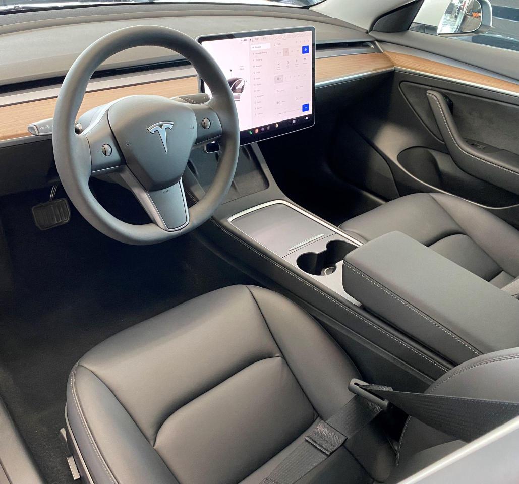 2022 Tesla Model 3 Standard Range Plus *Brand New* 3.49% For 96 Month Photo17