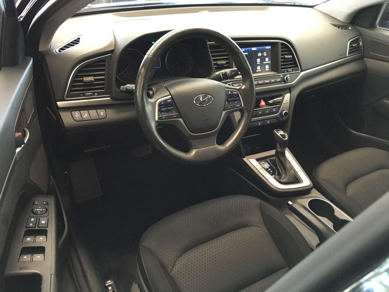 2017 Hyundai Elantra GL+ApplePlay+BlindSpot+New Brakes+CAM+CLEAN CARFAX Photo82