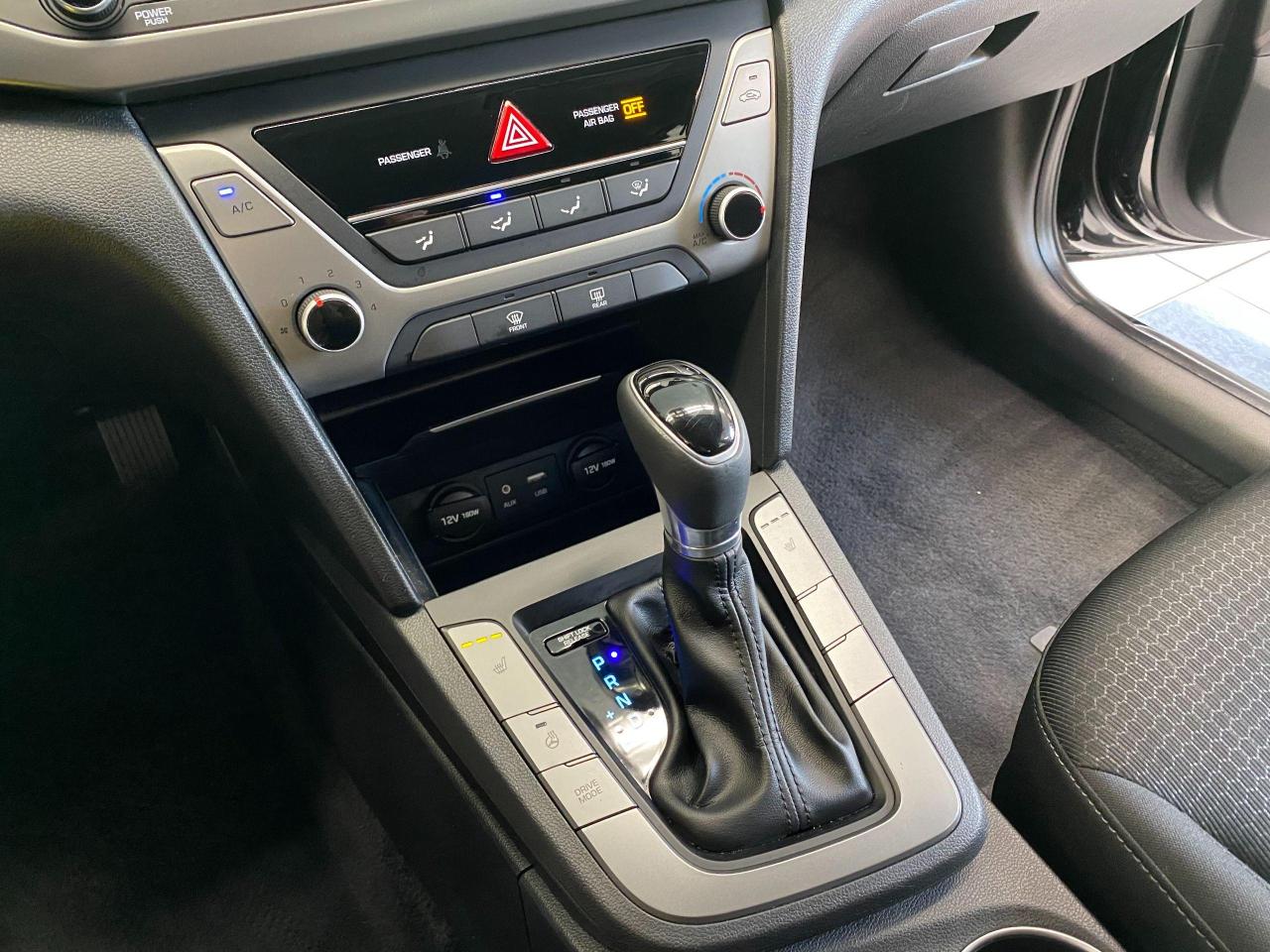 2017 Hyundai Elantra GL+ApplePlay+BlindSpot+New Brakes+CAM+CLEAN CARFAX Photo102