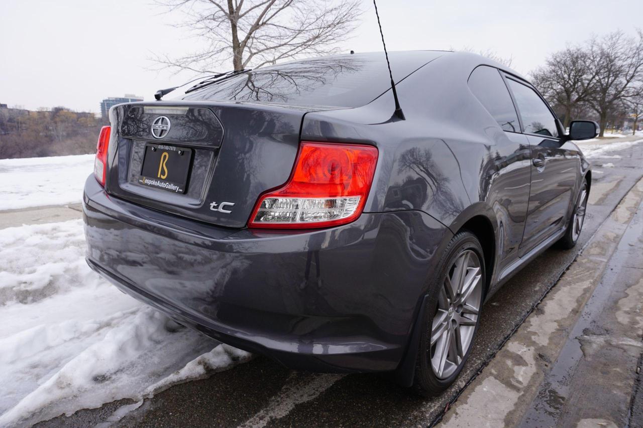 2011 Scion tC 1 OWNER / NO ACCIDENTS /ULTRA LOW KM'S /IMMACULATE Photo3