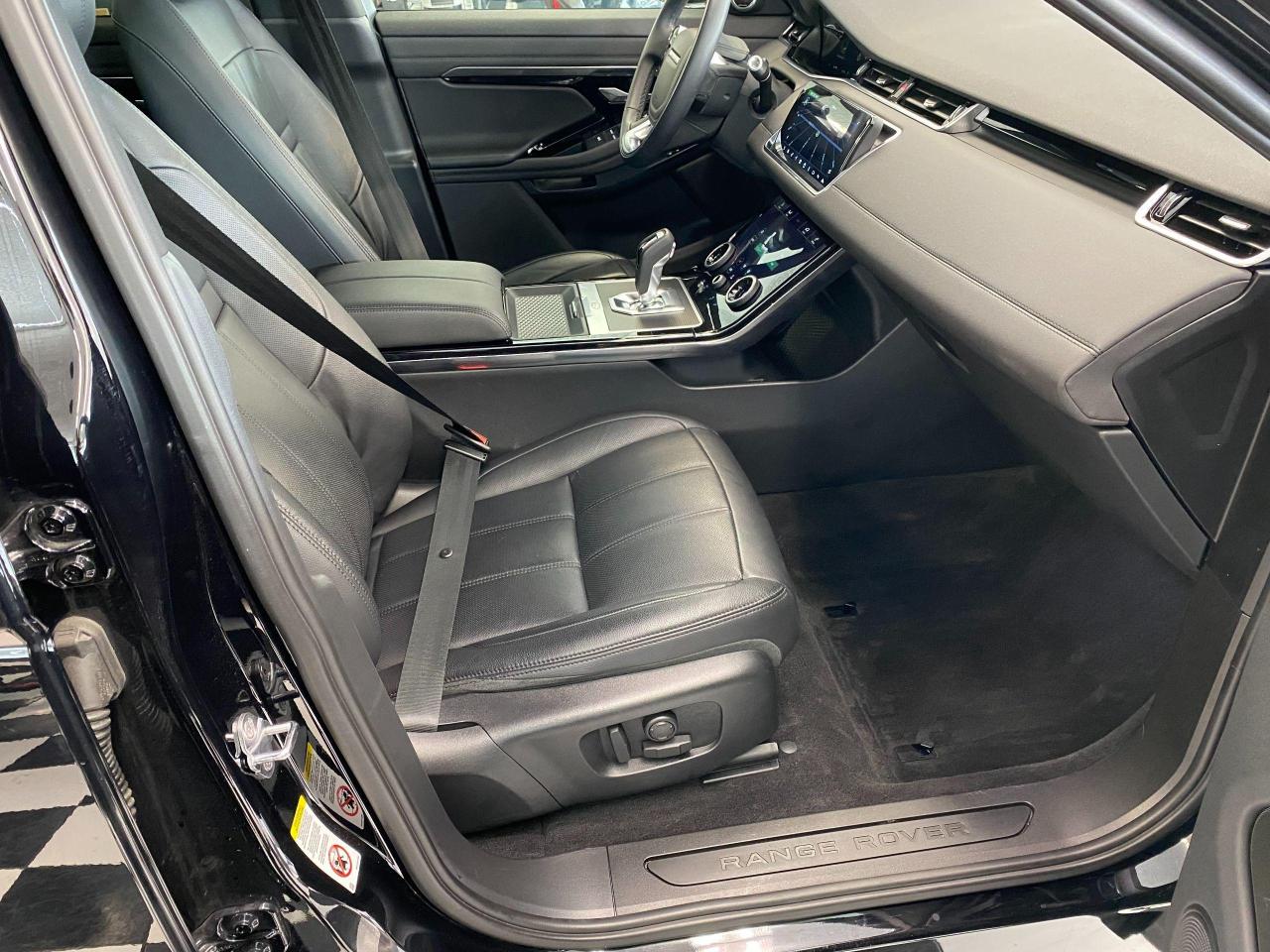 2020 Land Rover Range Rover Evoque S AWD+Slide PANO Roof+Lane Departure+CLEAN CARFAX Photo96