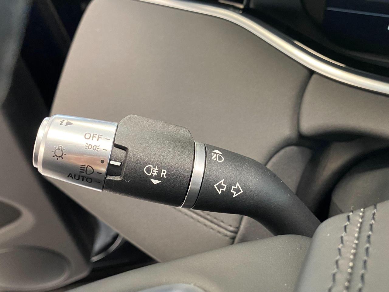 2020 Land Rover Range Rover Evoque S AWD+Slide PANO Roof+Lane Departure+CLEAN CARFAX - Photo #57