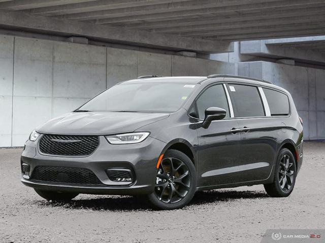 2022 Chrysler Pacifica Limited | S Appearance | Low kms