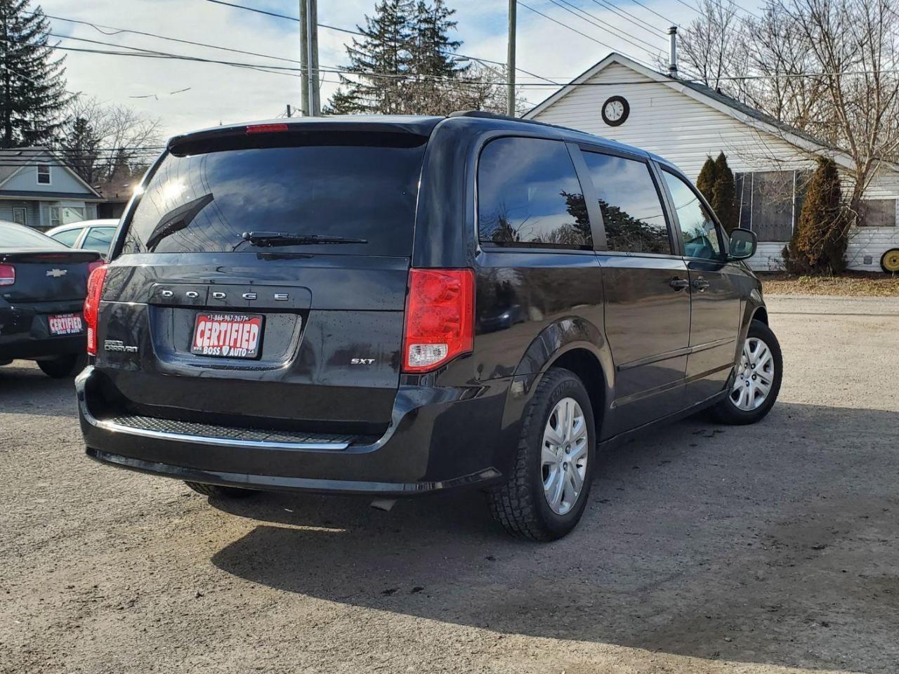 2015 Dodge Grand Caravan SE Photo3