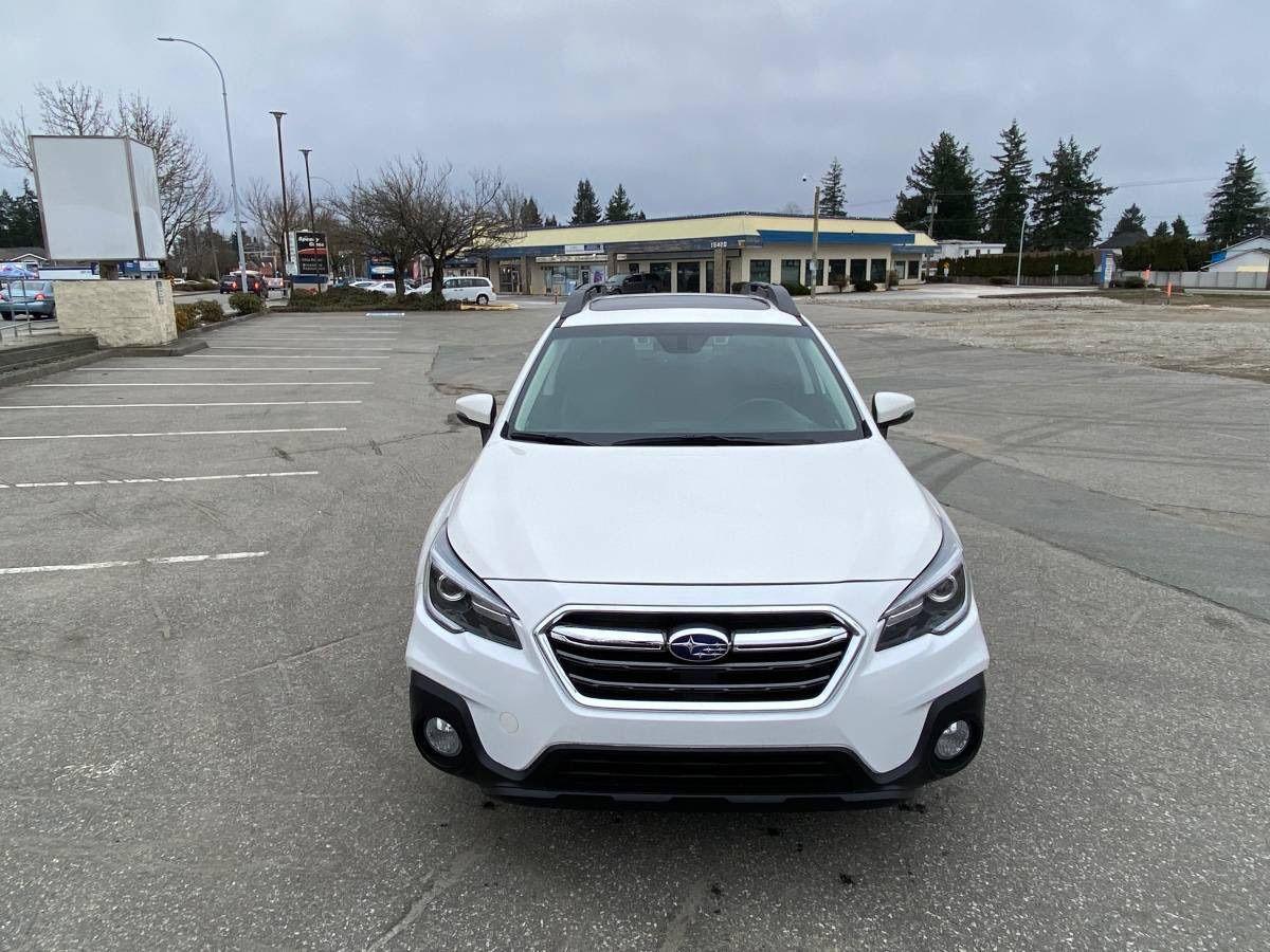 2019 Subaru Outback LIMITED - Photo #2