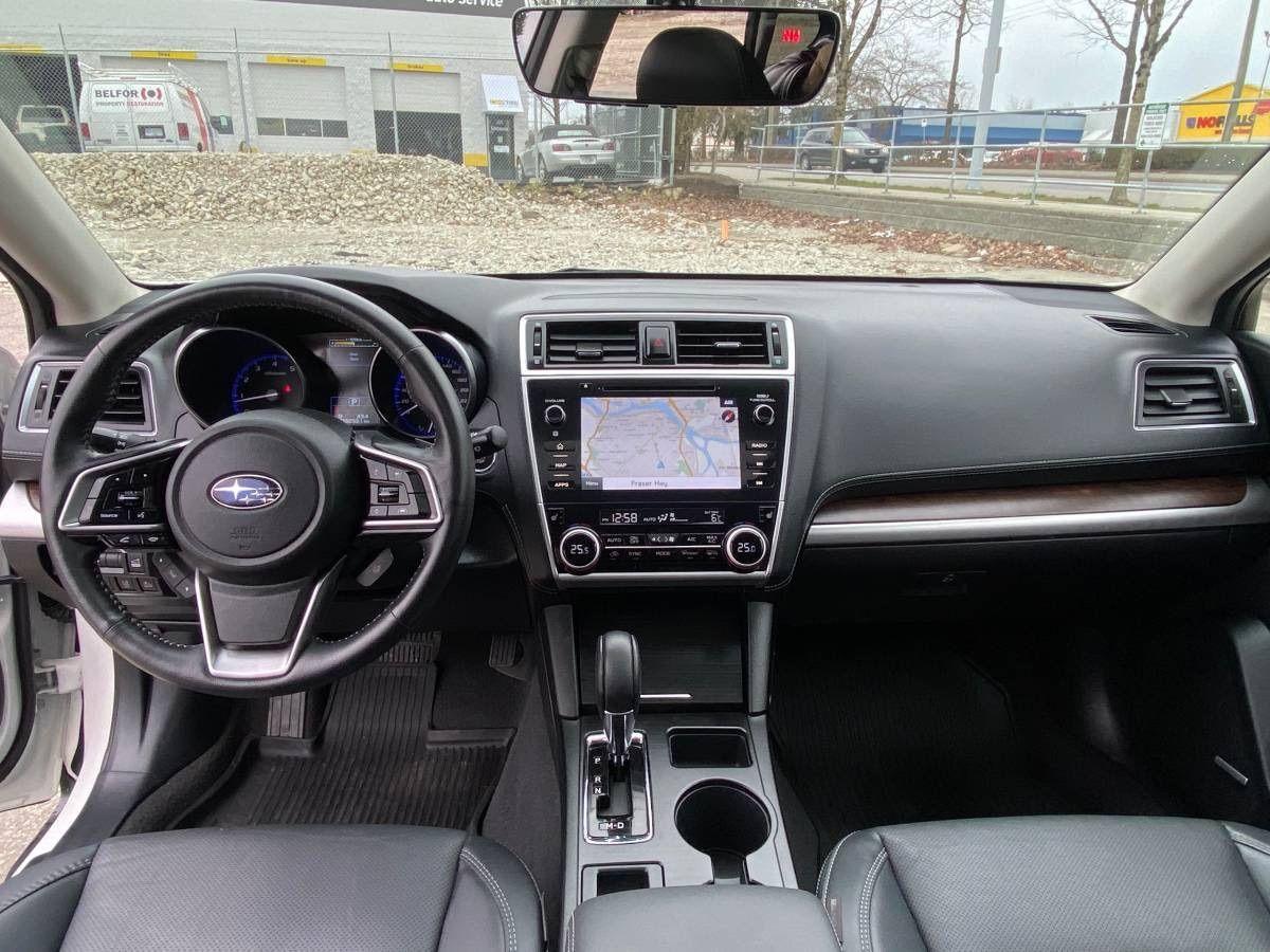 2019 Subaru Outback LIMITED - Photo #15