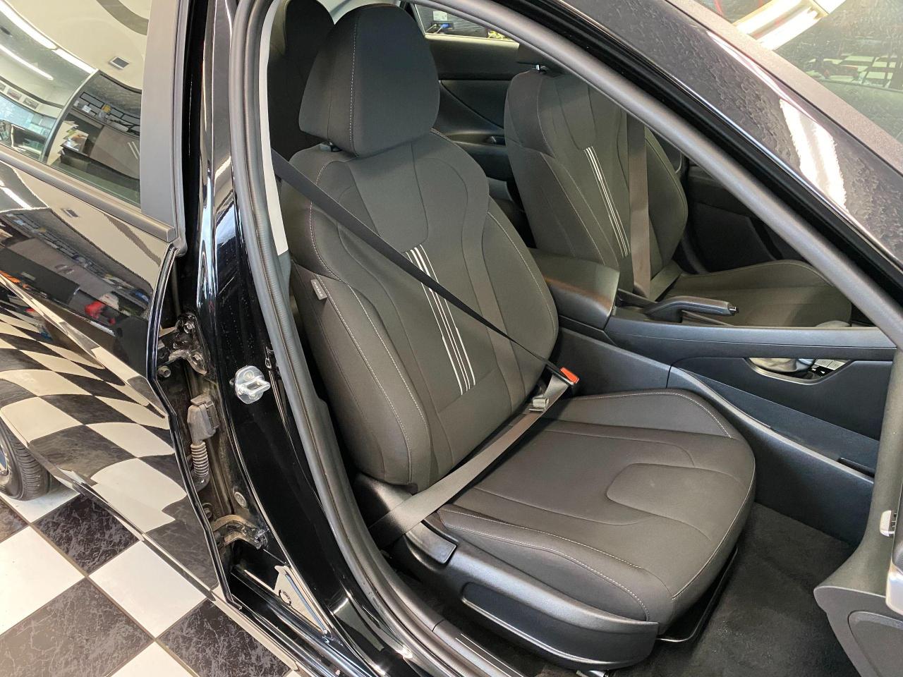 2021 Hyundai Elantra Preferred+Lane Keep+Apple Play+Camera+CLEAN CARFAX - Photo #23