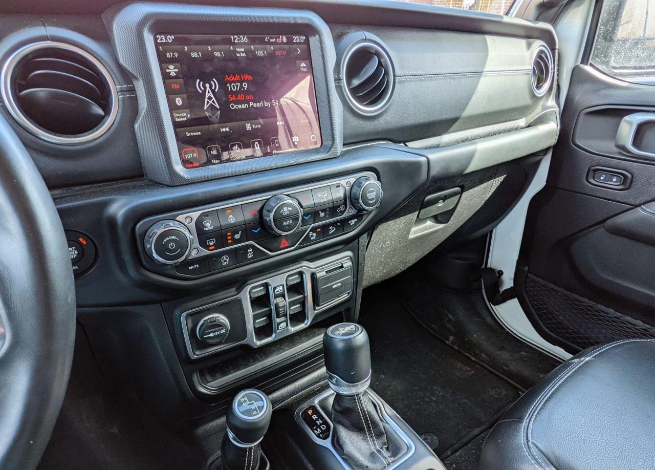 2020 Jeep Wrangler Unlimited Sahara Photo4