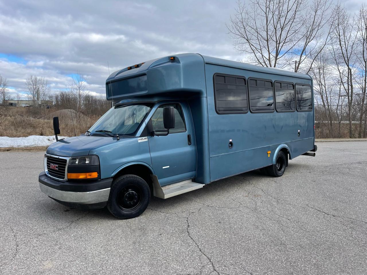 2013 GMC 4500 B-CLASS RV BUS - Photo #1