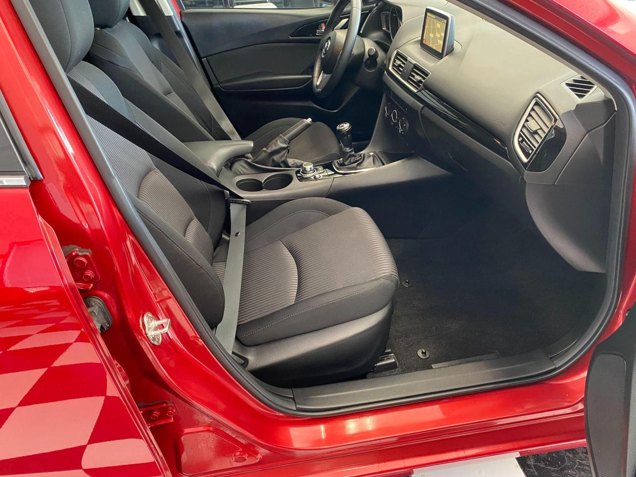2016 Mazda MAZDA3 GS Hatchback+Roof+Camera+GPS+CLEAN CARFAX - Photo #23