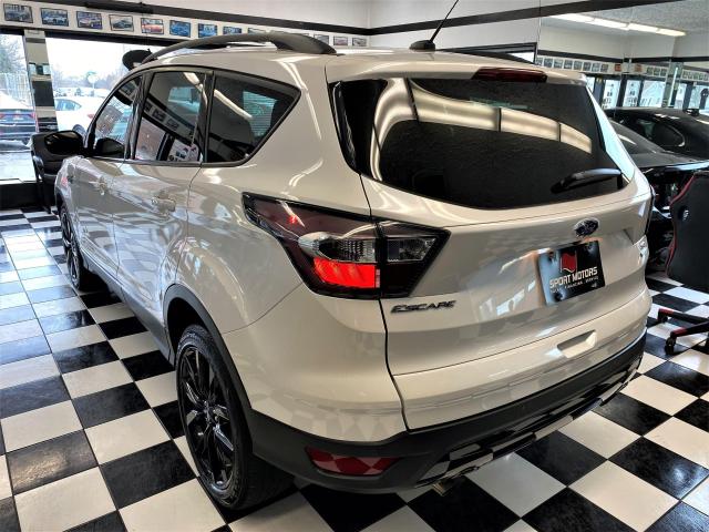 2018 Ford Escape SE+Camera+Heated Seats+Subwoofer+CLEAN CARFAX Photo2