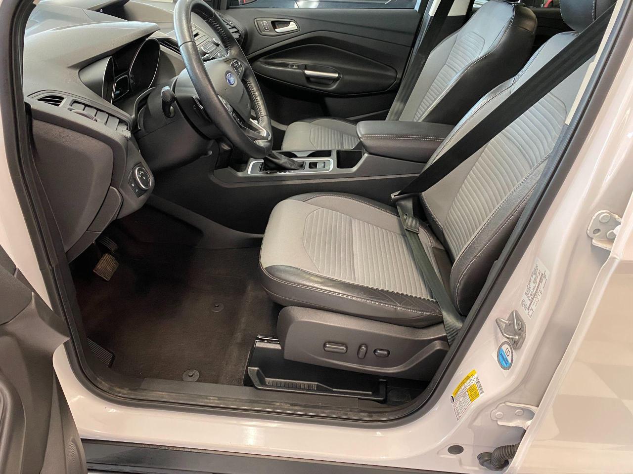 2018 Ford Escape SE+Camera+Heated Seats+Subwoofer+CLEAN CARFAX Photo79