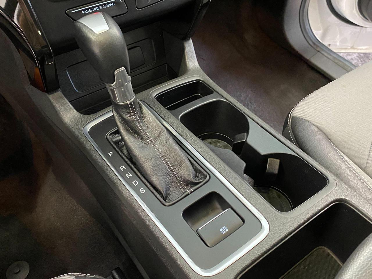 2018 Ford Escape SE+Camera+Heated Seats+Subwoofer+CLEAN CARFAX - Photo #31