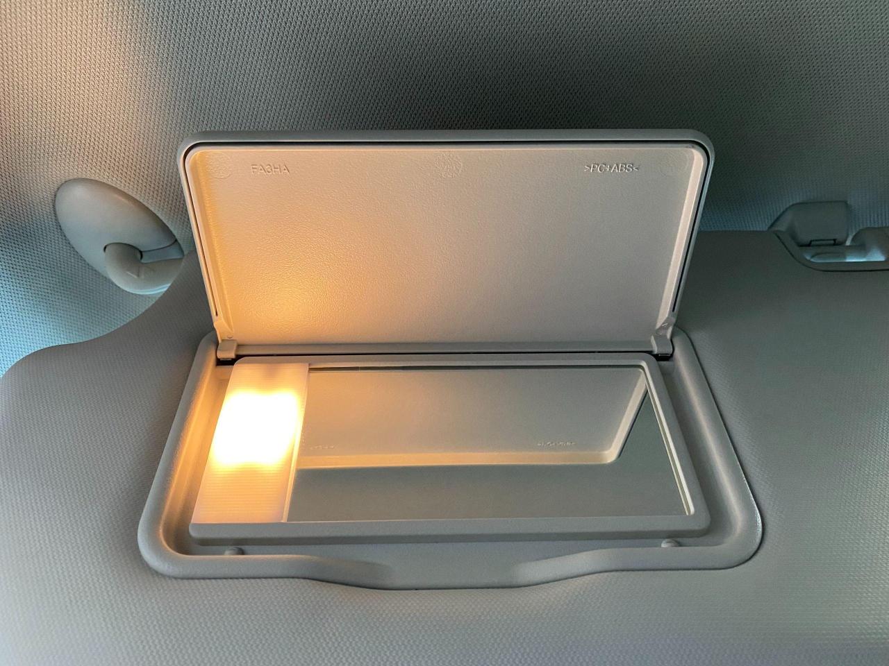 2018 Ford Escape SE+Camera+Heated Seats+Subwoofer+CLEAN CARFAX - Photo #40