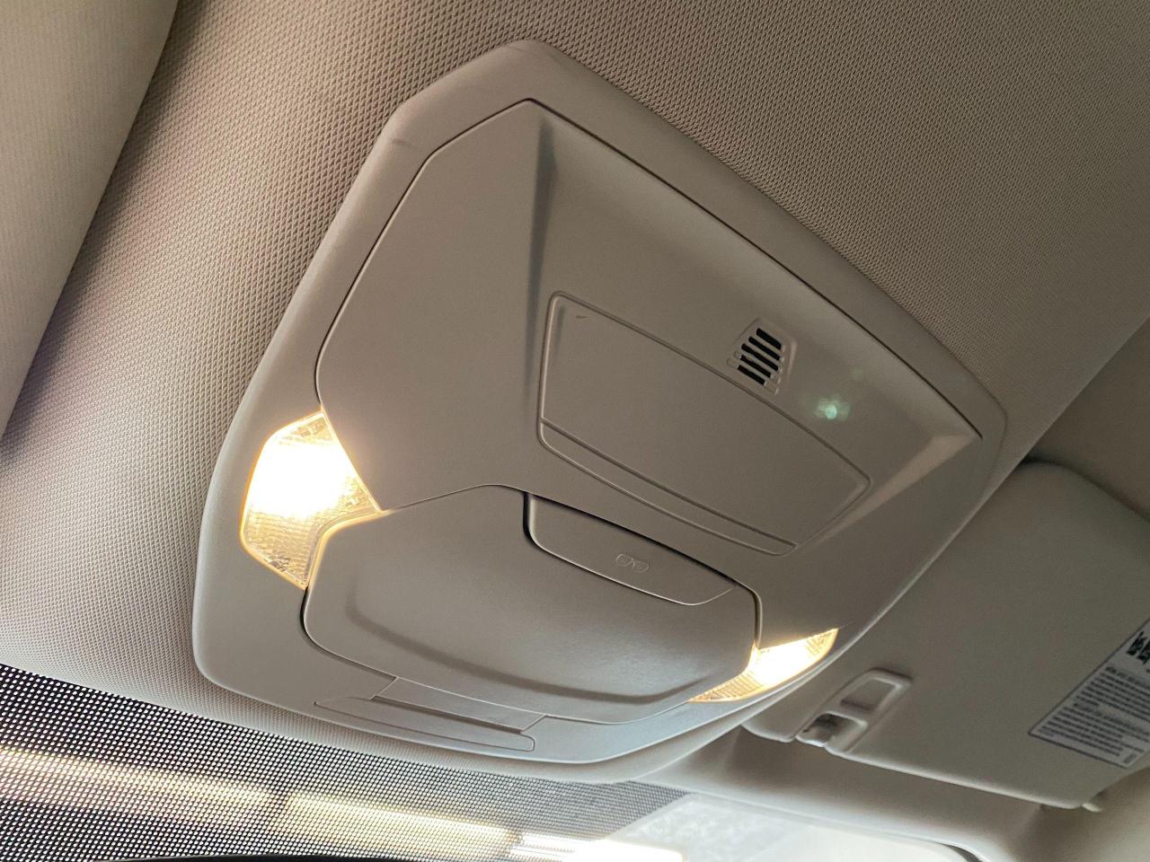 2018 Ford Escape SE+Camera+Heated Seats+Subwoofer+CLEAN CARFAX - Photo #41