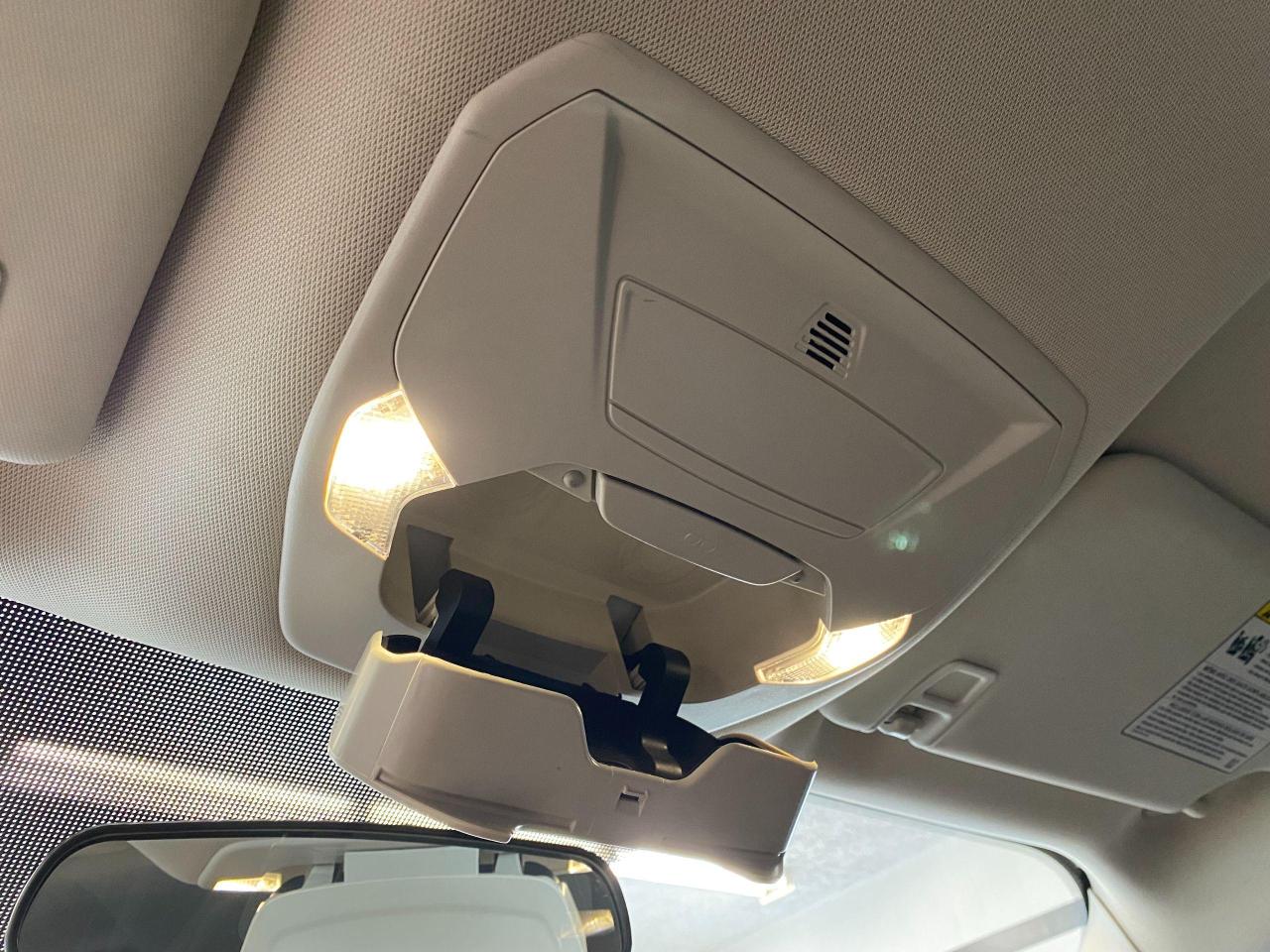 2018 Ford Escape SE+Camera+Heated Seats+Subwoofer+CLEAN CARFAX - Photo #42
