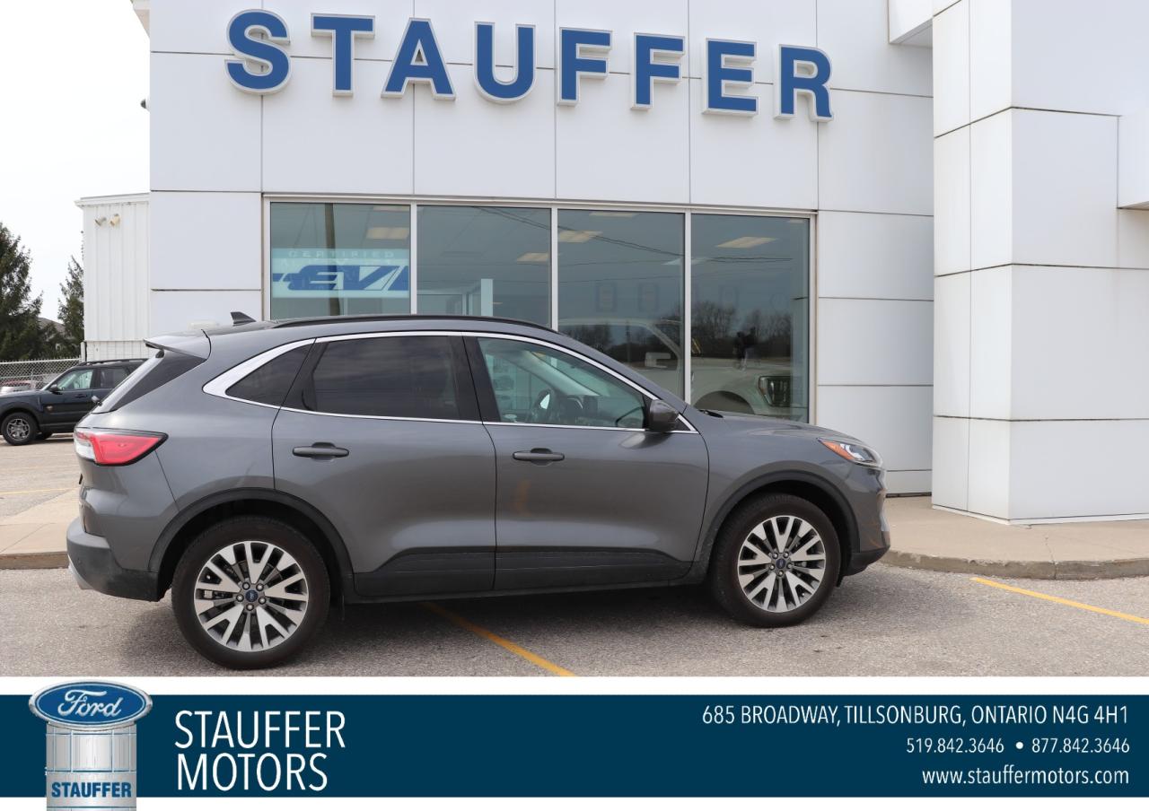 New 2022 Ford Escape Titanium AWD for sale in Tillsonburg, ON