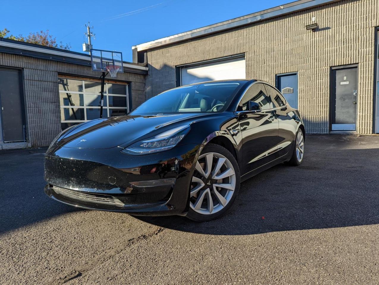 2020 Tesla Model 3 Standard Range Plus RWD / Clean CARFAX / Upgraded sound package