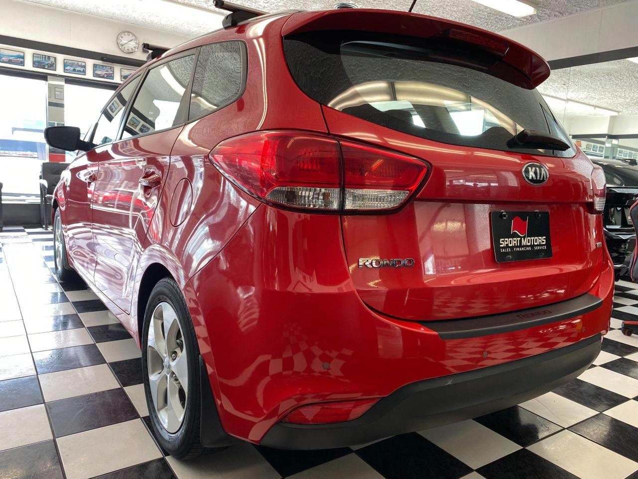 2014 Kia Rondo LX GDI+Heated Seats+Corrosion Module+CLEAN CARFAX Photo104