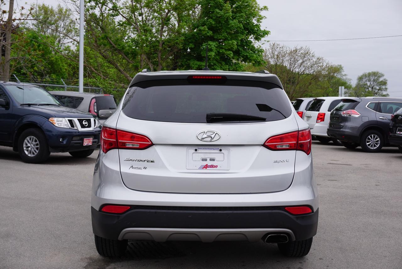 2015 Hyundai Santa Fe Sport 2.4 Base Photo