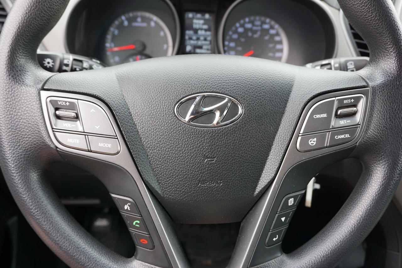 2015 Hyundai Santa Fe Sport 2.4 Base Photo