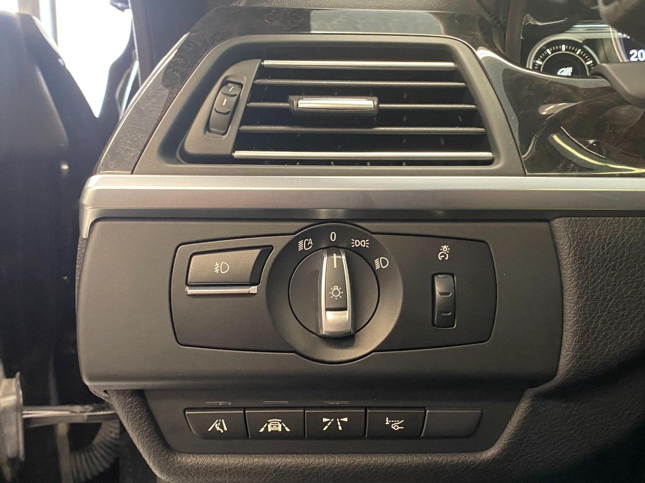 2016 BMW 6 Series 640i xDrive M PKG+Cooled Massage Seats+New Tires - Photo #49