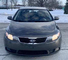 Used 2012 Kia Forte EX for sale in Gloucester, ON