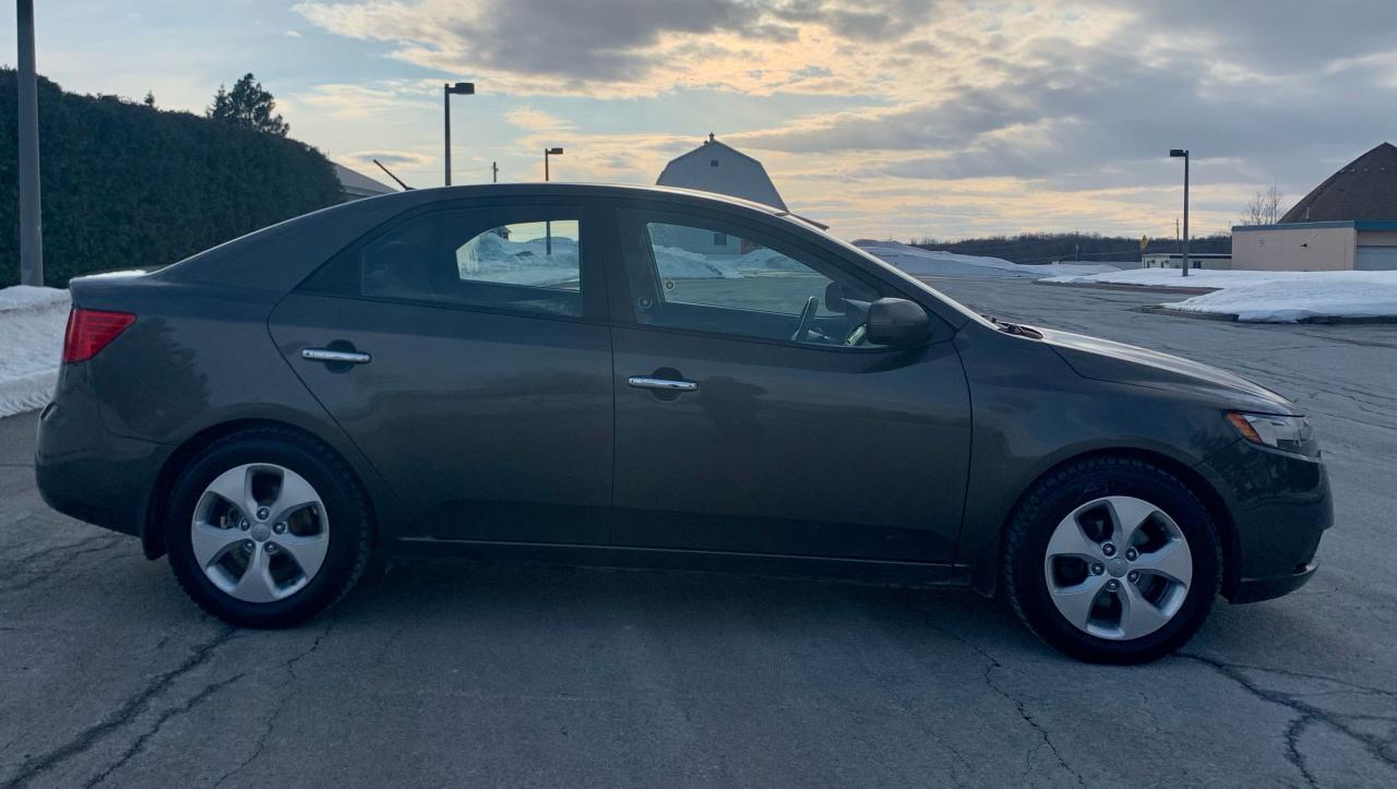 2012 Kia Forte EX - Photo #4