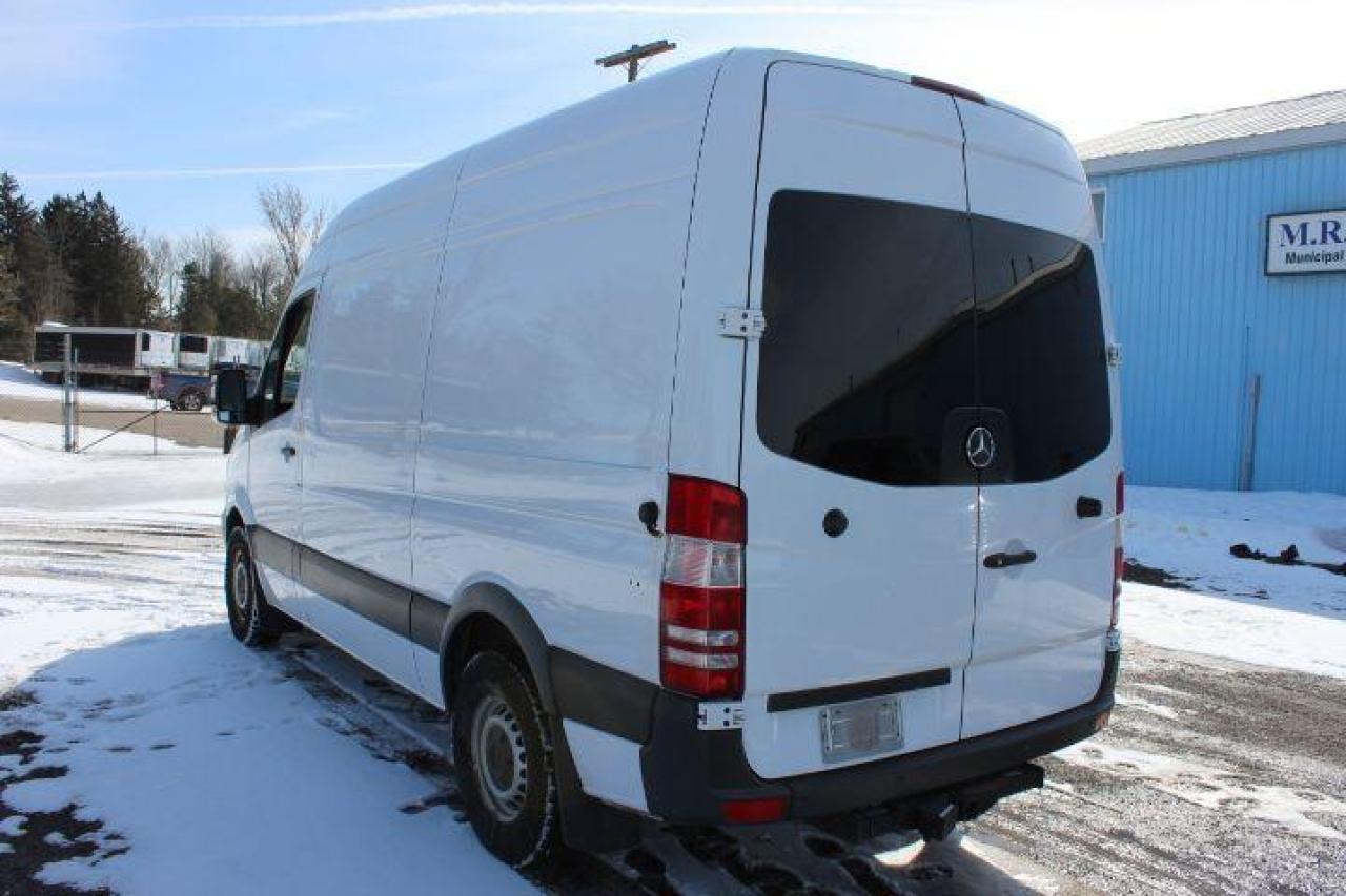 2014 Mercedes-Benz Sprinter 2500 Photo