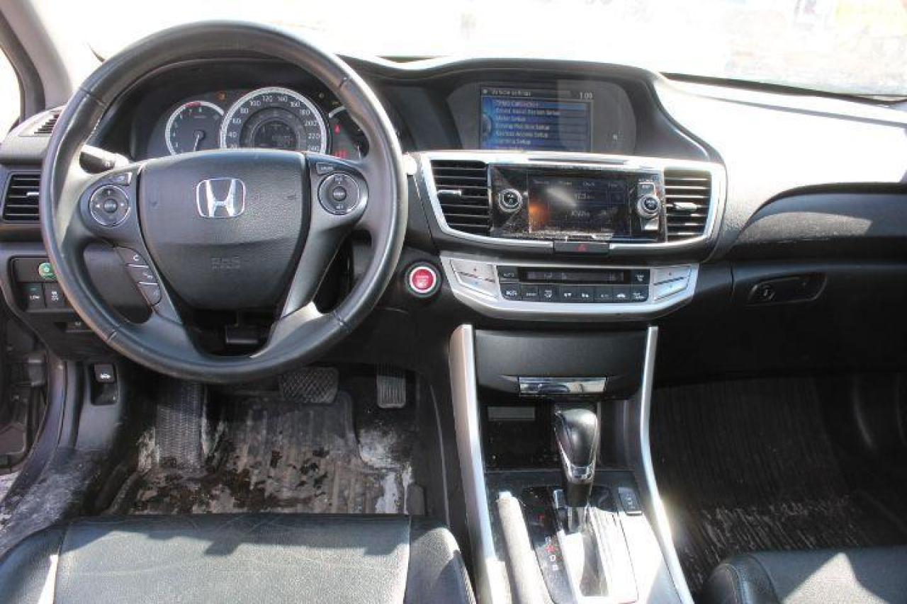 2015 Honda Accord EX-L Photo4