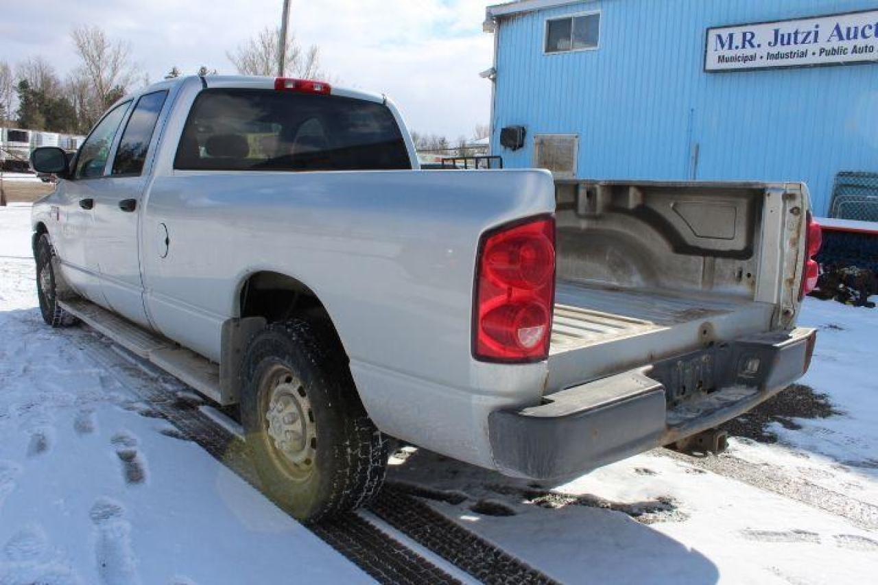 2008 Dodge Ram 2500 ST Photo3