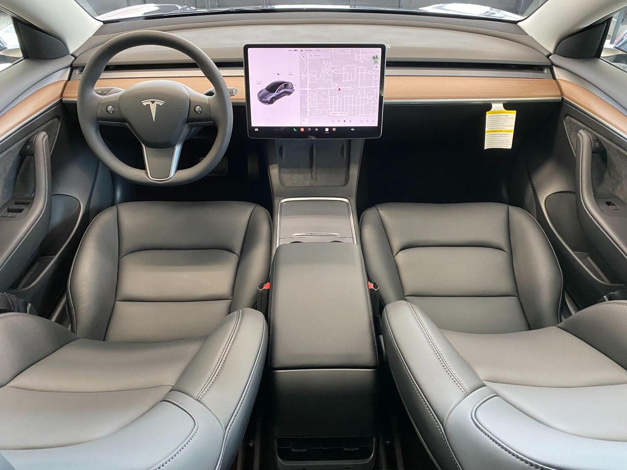 2022 Tesla Model 3 Standard Range Plus *Brand New* 3.49% For 96 Month Photo70