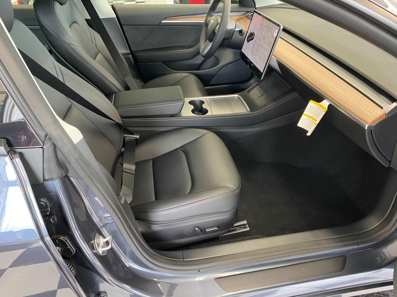 2022 Tesla Model 3 Standard Range Plus *Brand New* 3.49% For 96 Month Photo82