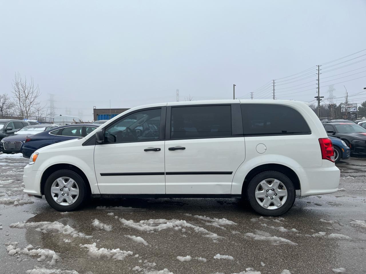 2013 Dodge Grand Caravan SE - Photo #8