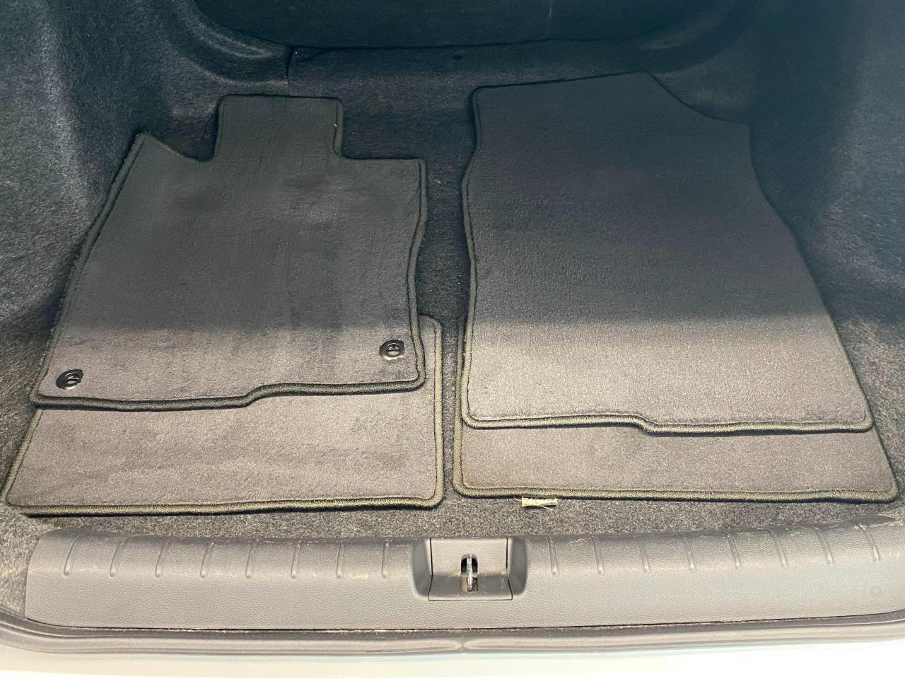 2019 Honda Civic LX+LaneKeep+Adaptive Cruise+ApplePlay+CLEAN CARFAX Photo24