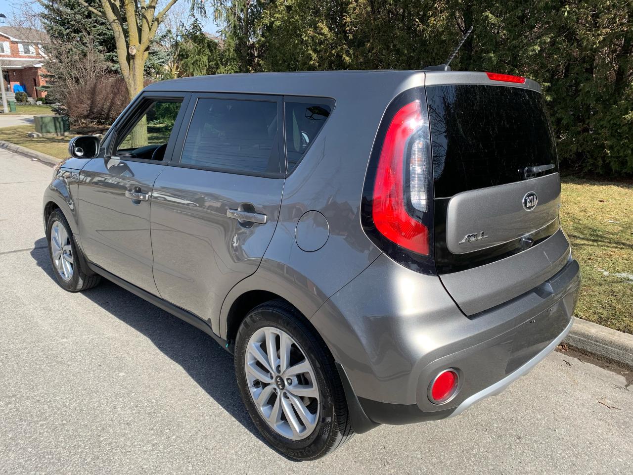 2018 Kia Soul EX+ YES,....ONLY 26,891KMS!! 1 LOCAL SENIOR OWNER! - Photo #6