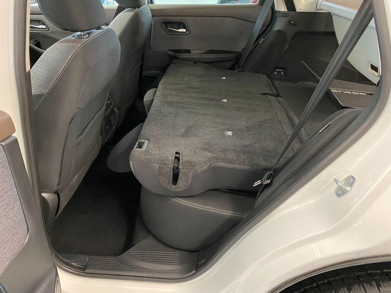 2021 Nissan Rogue SV AWD+Roof+Adaptive Cruise+Lane Keep+CLEAN CARFAX Photo98