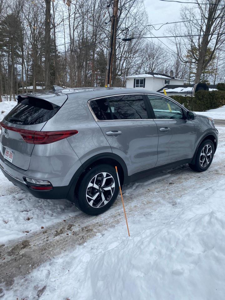 2022 Kia Sportage LX - Photo #2