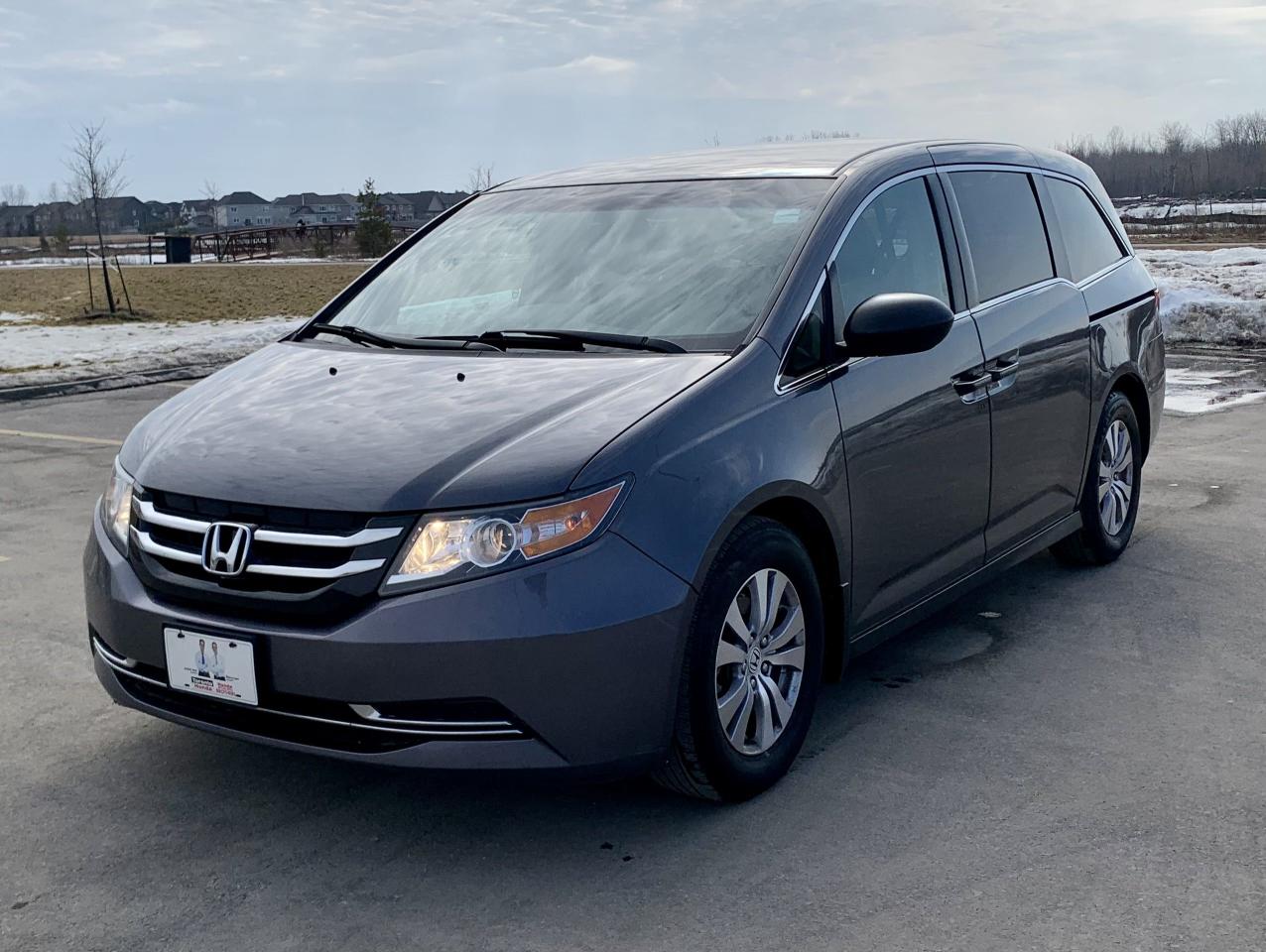 2016 Honda Odyssey SE - Photo #18