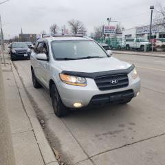 2009 Hyundai Santa Fe GL - Photo #4