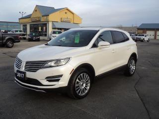 Used 2017 Lincoln MKC Reserve 2.0L AWD Roof Nav Leather Heated Cooling for sale in Brantford, ON