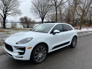 Ressentez toute la puissance de son moteur V8 turbo, venez essayer Porsche Macan. 2017. Voici une valeur imbattable! Ã la recherche dune expÃ©rience de conduite unique? Voici toute la puissance, la prÃ©cision et le style qui exaucera votre souhait! Parmi les principales caractÃ©ristiques on retrouve un rÃ©gulateur de vitesse, louverture automatique de la glace du conducteur, essuie-glace Ã dÃ©tecteur de pluie, et un climatiseur. Lors de sa conception, porsche a mis sa tenue de route et son caractÃ¨re sportif au centre de ses prioritÃ©s. GrÃ¢ce Ã la souplesse de son moteur 6 cylindres de 3,0 litres, les passages de vitesses se font tout en douceur, vous bÃ©nÃ©ficierez aussi dune expÃ©rience de conduite confortable et prÃ©visible. Nous offrons la plus agrÃ©able expÃ©rience dachat, sans oublier les prix les plus concurrentiels. NhÃ©sitez pas Ã nous appeler.