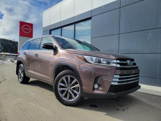 Used 2017 Toyota Highlander  for sale in Whitehorse, YT